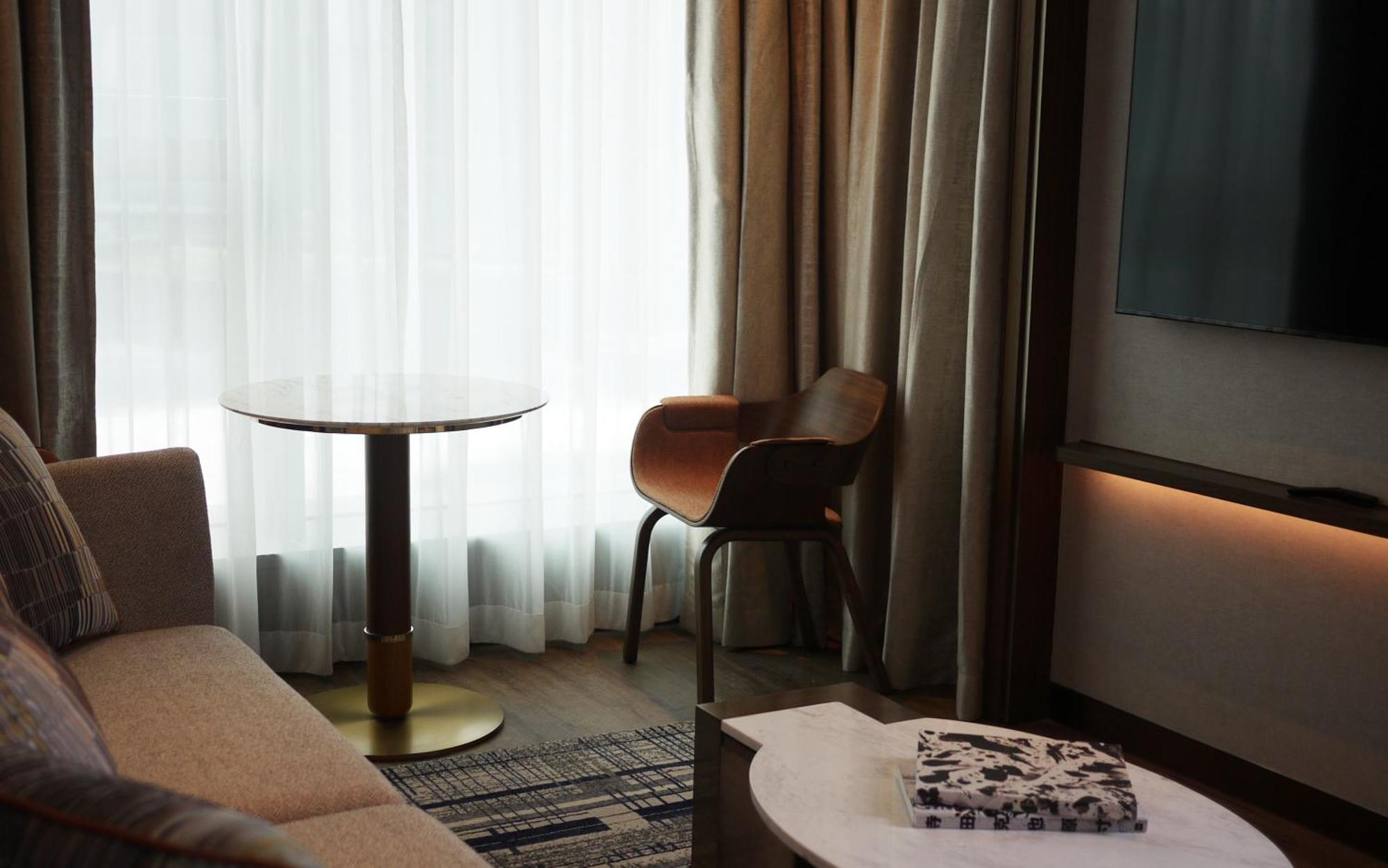Dorsett Kai Tak Hotel ฮ่องกง ภายนอก รูปภาพ